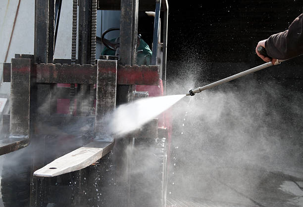 Best Commercial Pressure Washing  in Holiday City South, NJ